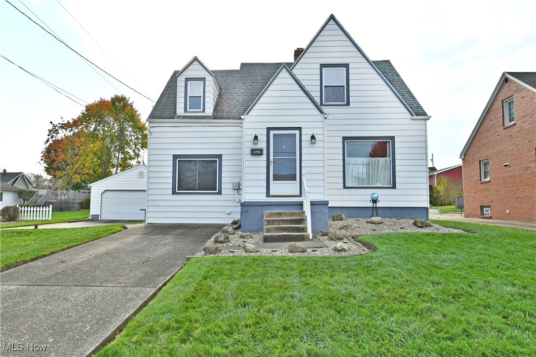 170 Wilson Street Struthers, OH 44471 - Photo 1 of 36 View of front of house with a front yard