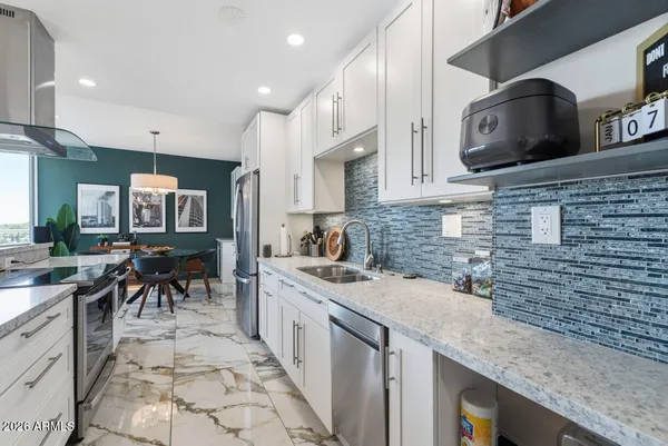 $405,000 | 207 West Clarendon Avenue, Unit 4B, Phoenix, AZ 85013