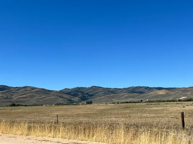 $169,900 | 1020 West 200 North, Fairfield, ID 83322