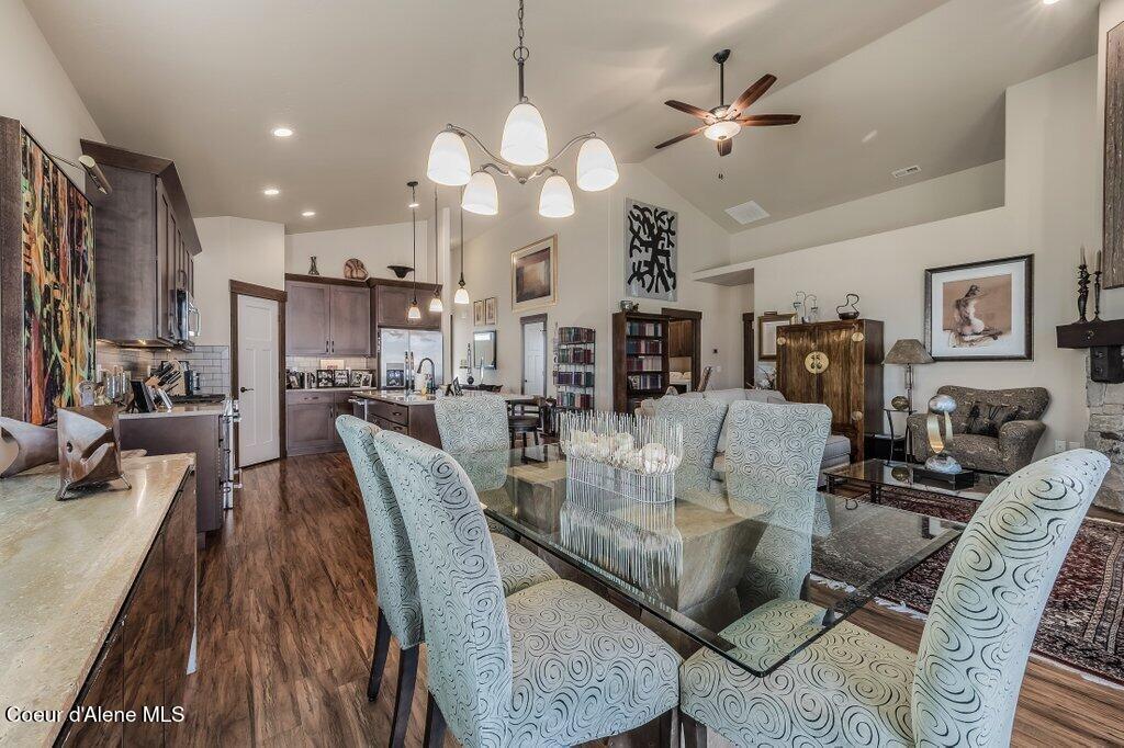 8012 North Hydrangea Street Coeur D'Alene, ID 83815 - Photo 11 of 30 Dining
