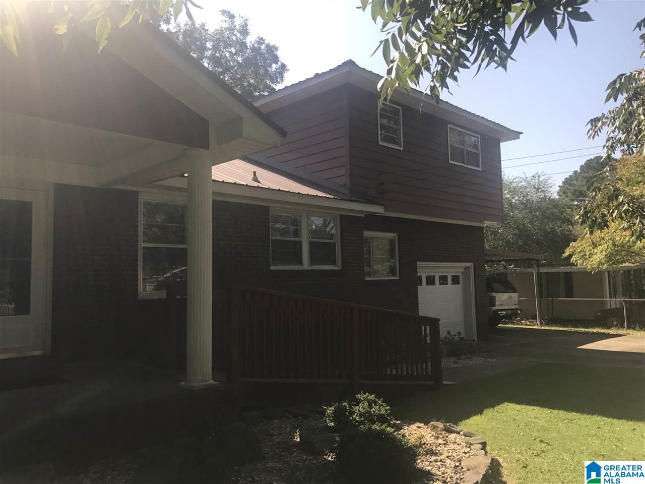 1720 Hayes Street Gadsden, AL 35904 - Photo 2 of 12