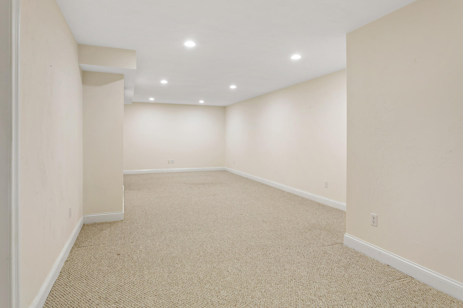 4 Gold Leaf Lane Mashpee, MA 02649 - Photo 28 of 33 an empty room with a empty space and window