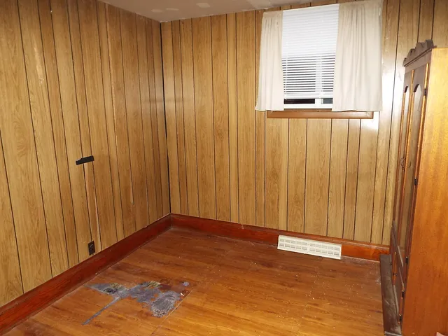 $149,000 | 1211 26th Street, Manistee, MI 49660