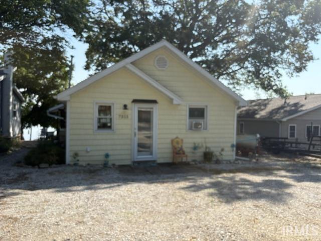 7315 South 20th Road East Wolcottville, IN 46795 - Photo 2 of 14 Gallery Image 2