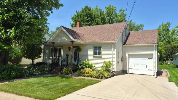 $199,900 | 1011 West Park Street, Marshfield, WI 54449