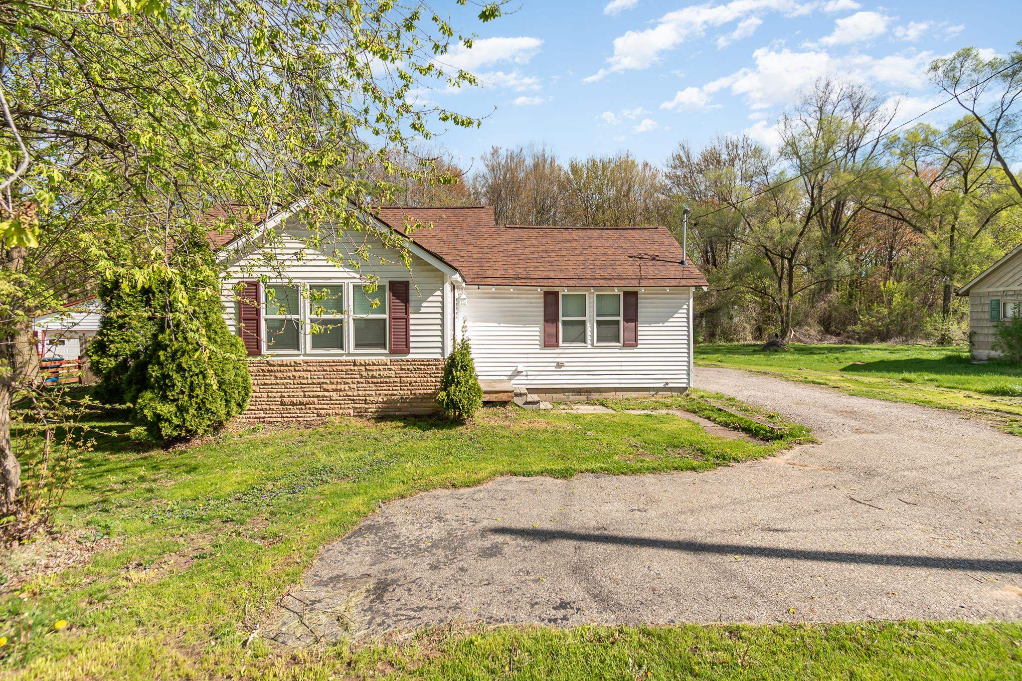173 East Isabella Road Midland, MI 48640 - Photo 3 of 27