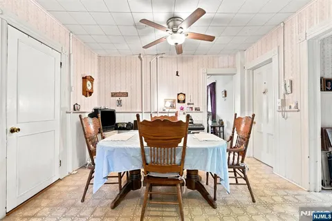 $575,000 | 60 Martin Road, Verona, NJ 07044