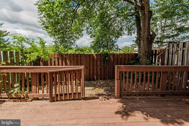 a view of sign board