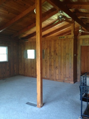 1-n063 Ridgeland Avenue West Chicago, IL 60185 - Photo 9 of 25 an empty room with windows