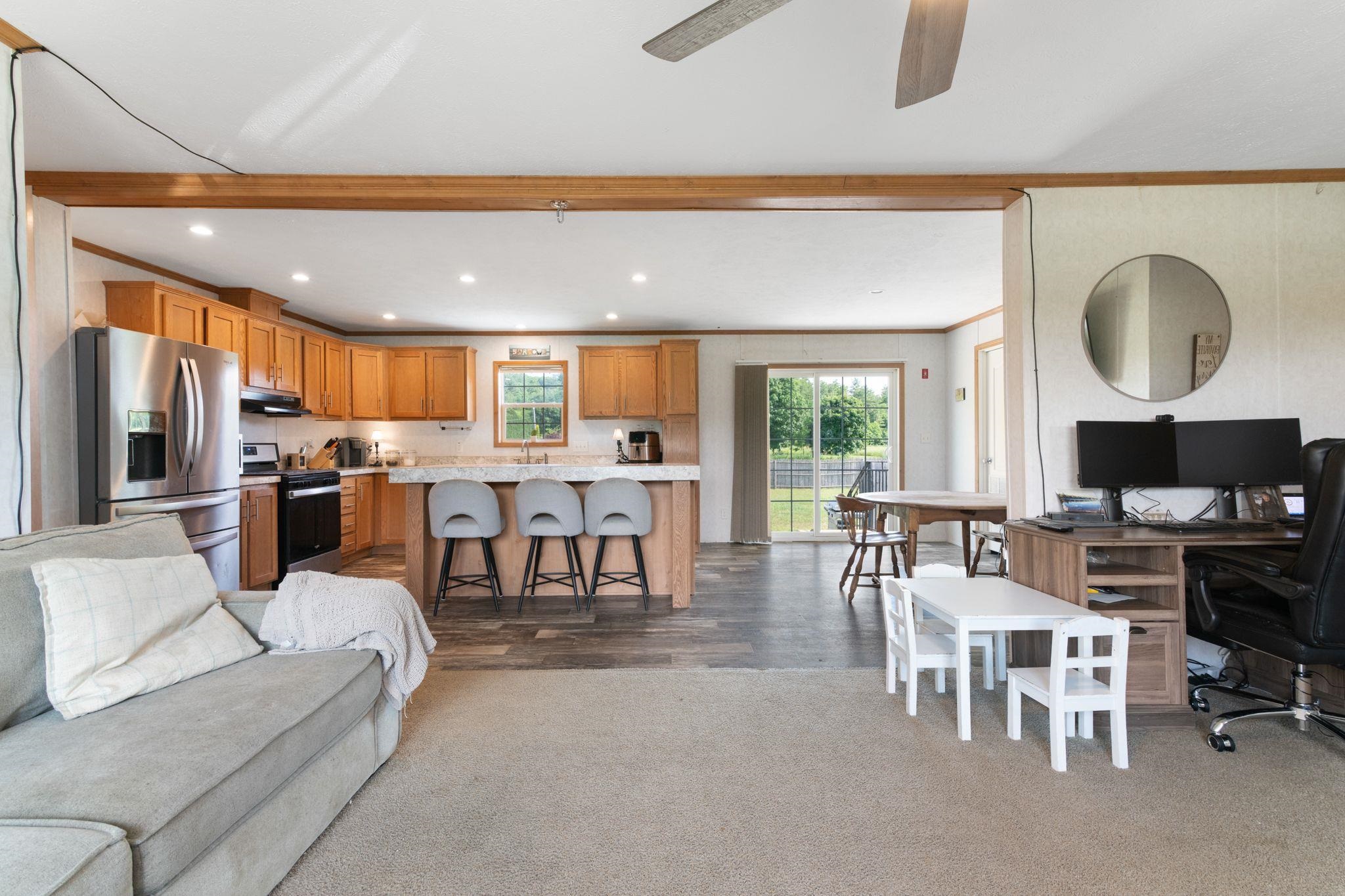 243 Newton Road Vernon, VT 05354 - Photo 8 of 21
