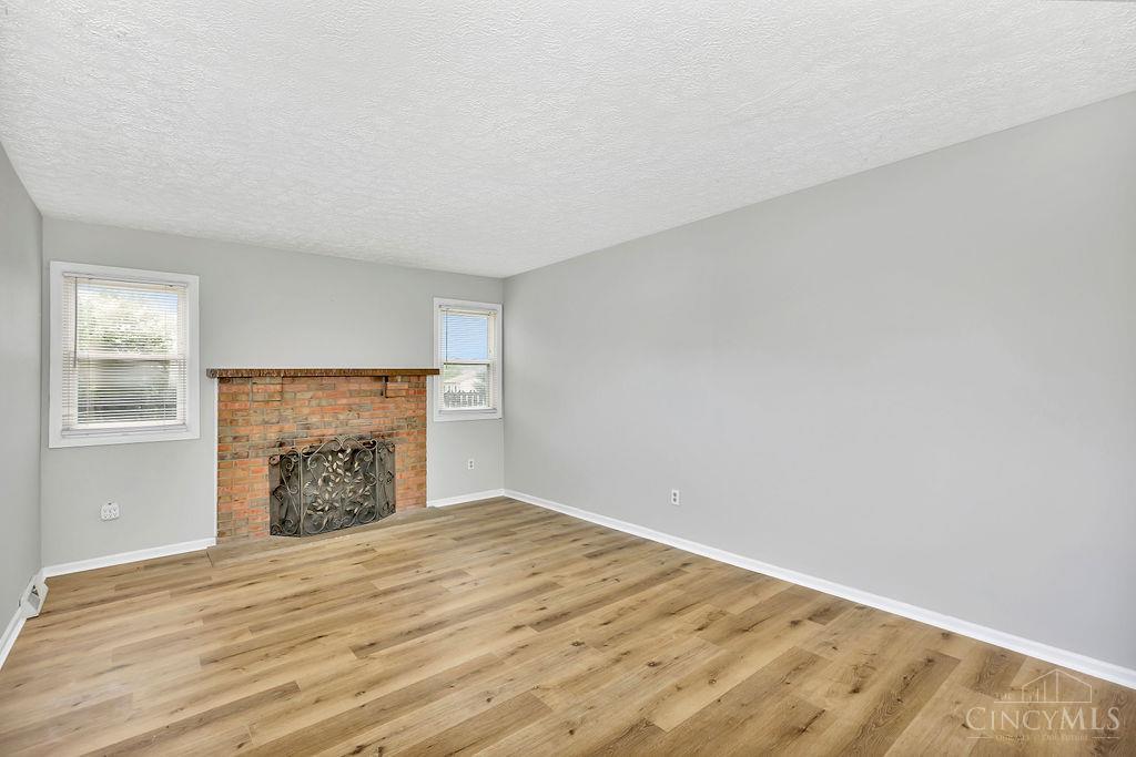 802 3rd Street, Unit 1 Trenton, OH 45067 - Photo 5 of 28