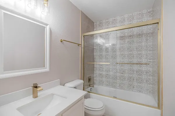 $2,300 | 9425 West Wilshire Avenue, Phoenix, AZ 85037