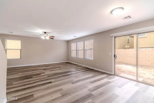 $2,300 | 9425 West Wilshire Avenue, Phoenix, AZ 85037