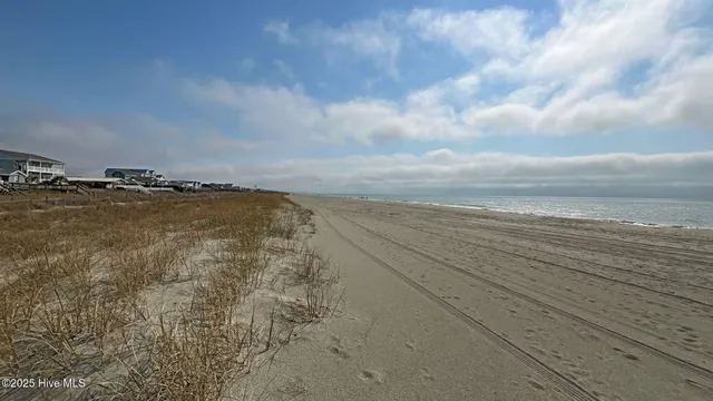 $325,000 | 407 Ocean Boulevard West, Holden Beach, NC 28462