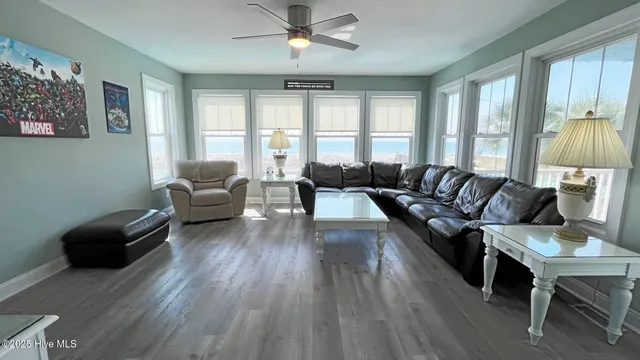 $325,000 | 407 Ocean Boulevard West, Holden Beach, NC 28462