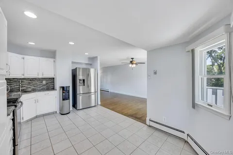 $699,999 | 279 Haven Avenue, Ronkonkoma, NY 11779