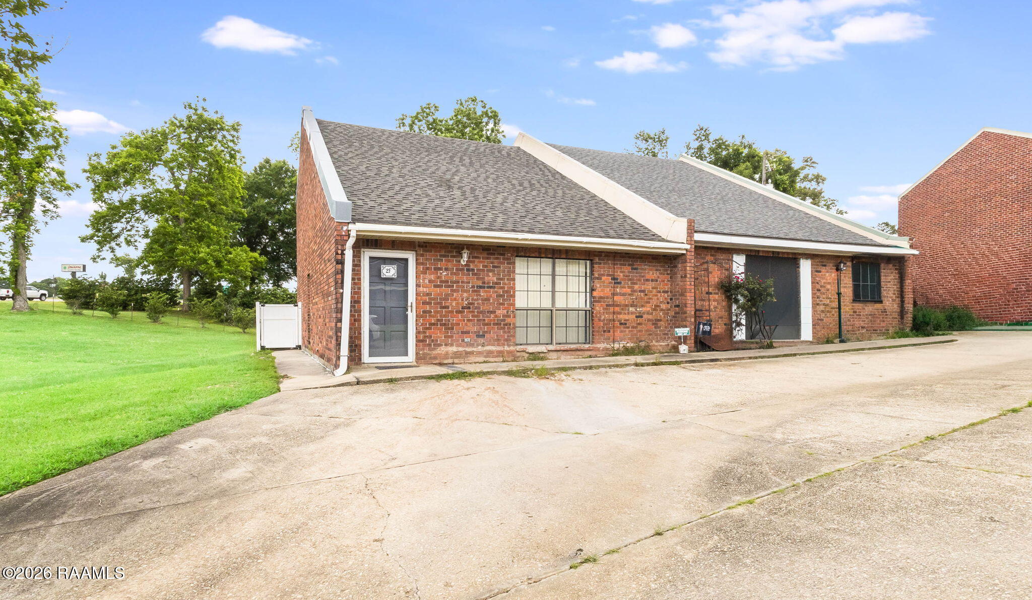 4844 Interstate 49 Frontage Road, Unit 2F Opelousas, LA 70570 - Photo 2 of 15 15-web-or-mls-4844 I-49 frontage-14