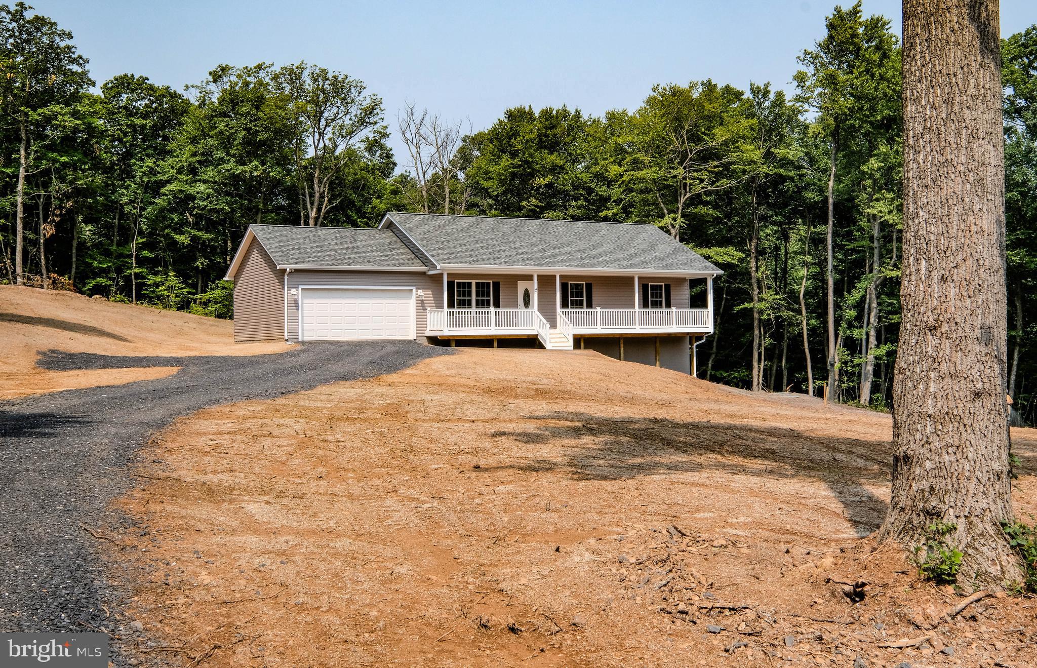 47 Lee Ridge Lane Front Royal, VA 22630 - Photo 6 of 58 Gallery Image 6