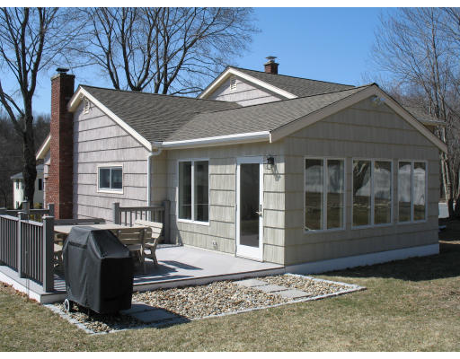 43 Paul Road Holliston, MA 01746 - Photo 2 of 18 Gallery Image 2