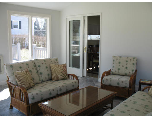 43 Paul Road Holliston, MA 01746 - Photo 3 of 18 Gallery Image 3
