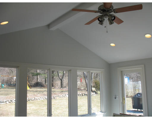 43 Paul Road Holliston, MA 01746 - Photo 4 of 18 Gallery Image 4