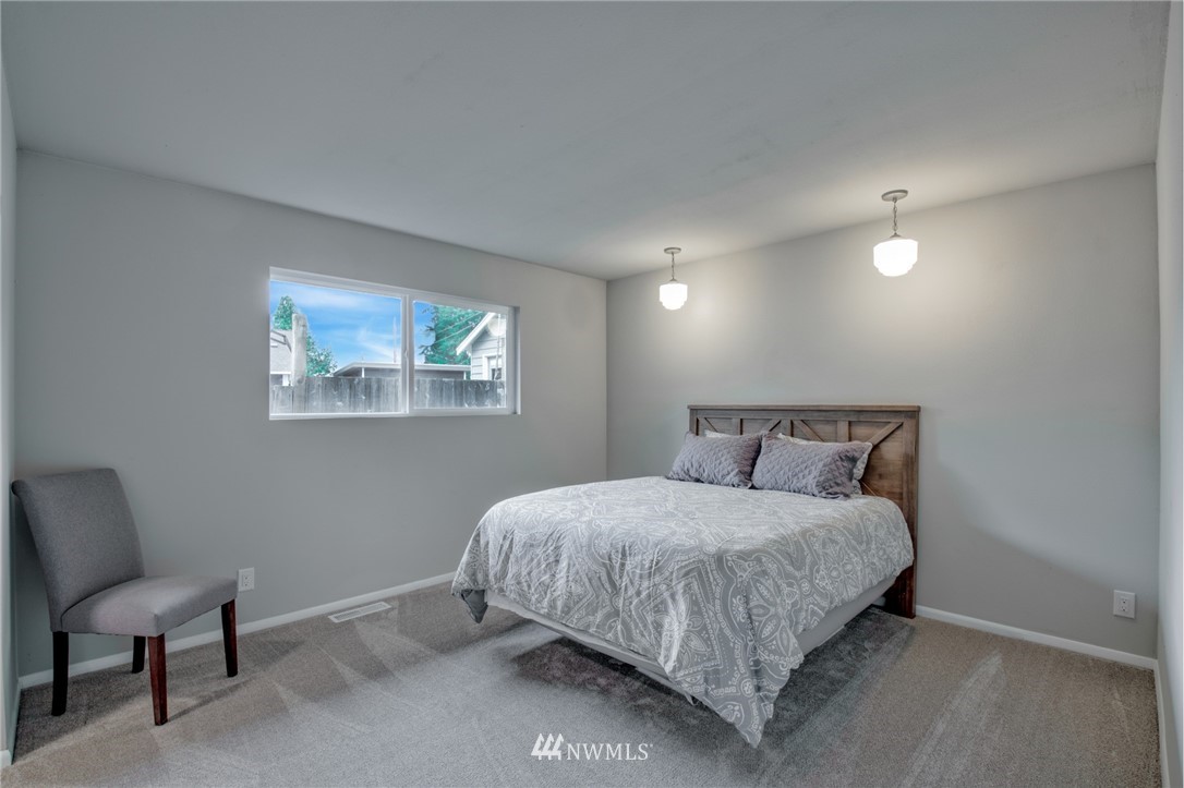 4611 Rucker Avenue Everett, WA 98203 - Photo 14 of 25 Gallery Image 14