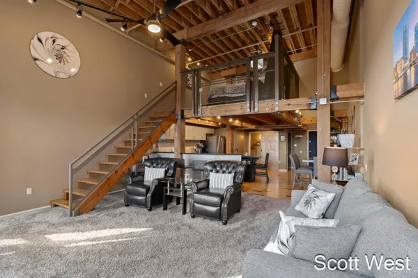 $360,000 | 801 Monroe Avenue Northwest, Unit 402, Grand Rapids, MI 49503