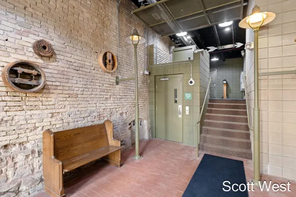 $360,000 | 801 Monroe Avenue Northwest, Unit 402, Grand Rapids, MI 49503