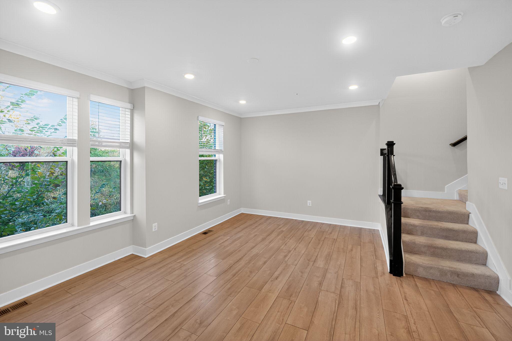 4412 Roland Heights Avenue Baltimore, MD 21211 - Photo 12 of 43