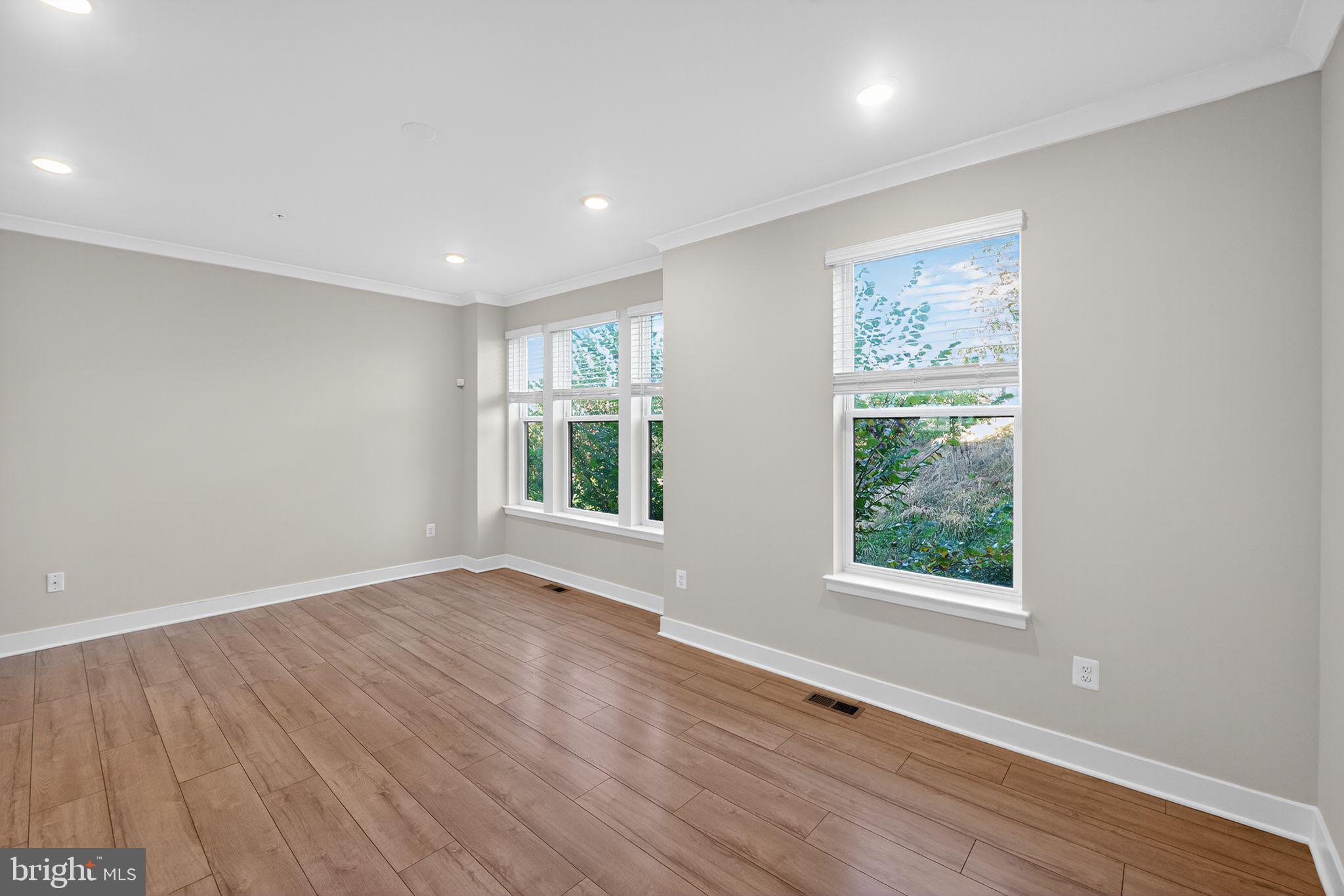 4412 Roland Heights Avenue Baltimore, MD 21211 - Photo 18 of 43