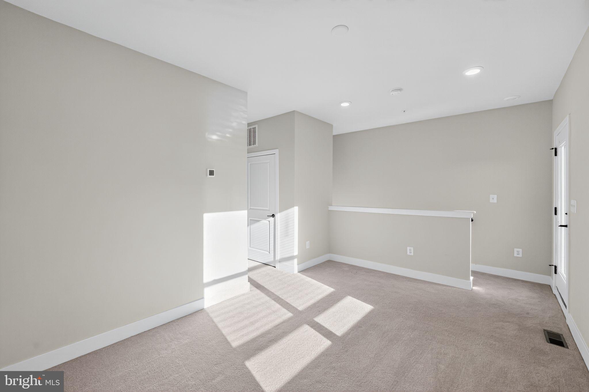 4412 Roland Heights Avenue Baltimore, MD 21211 - Photo 29 of 43