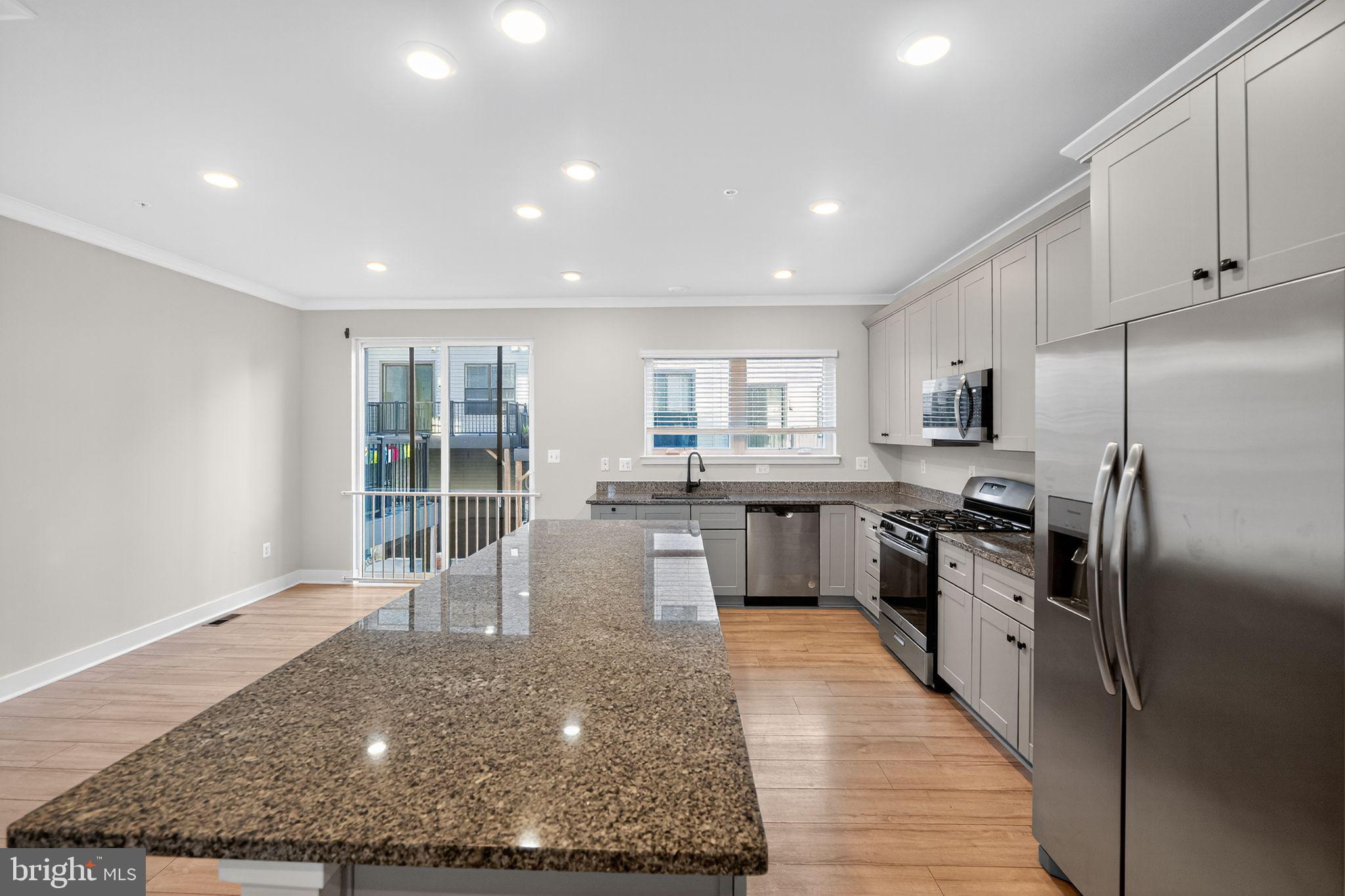 4412 Roland Heights Avenue Baltimore, MD 21211 - Photo 7 of 43