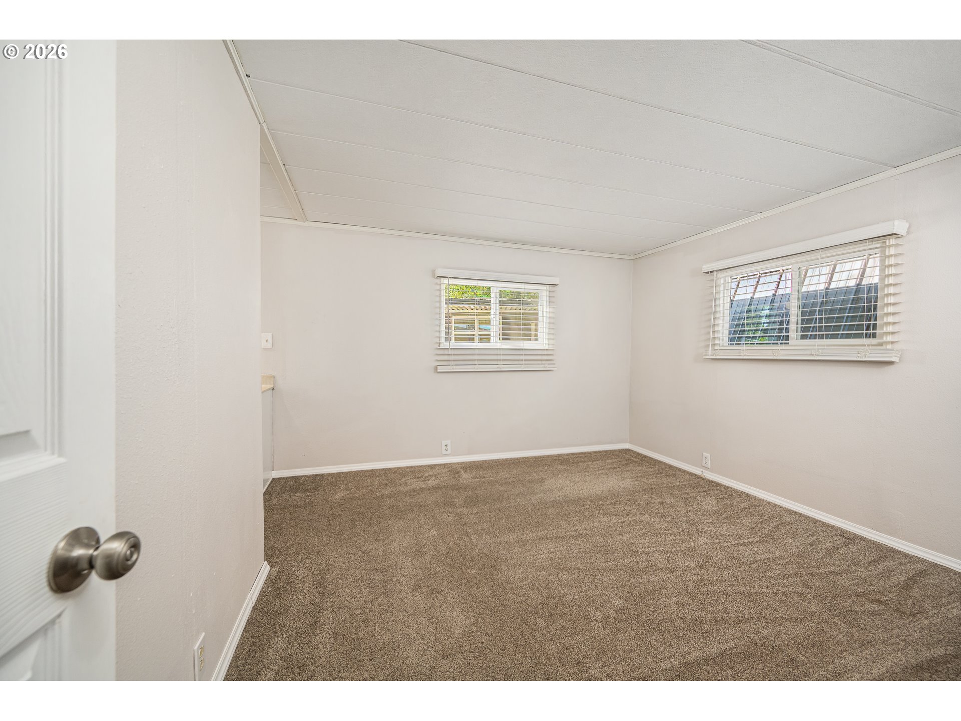 1475 Green Acres Road, Unit 95 Eugene, OR 97408 - Photo 11 of 23