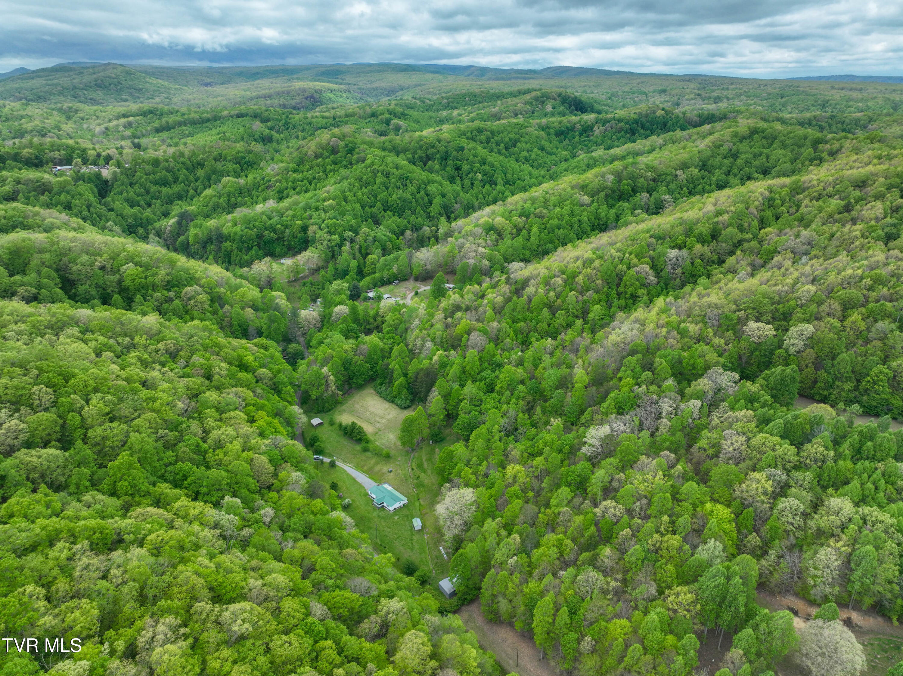 903 Flatwoods Road Coeburn, VA 24230 - Photo 60 of 74 903 Flatwoods Dr Drone JOANA-17