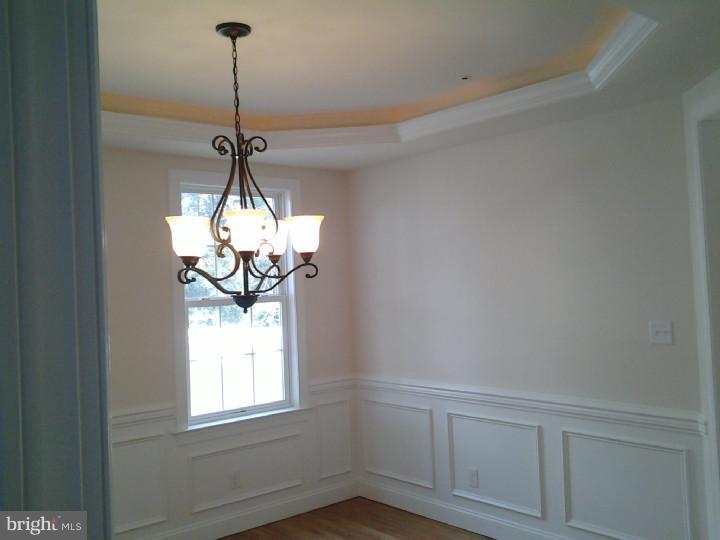 227 North Rolling Road Springfield, PA 19064 - Photo 7 of 11