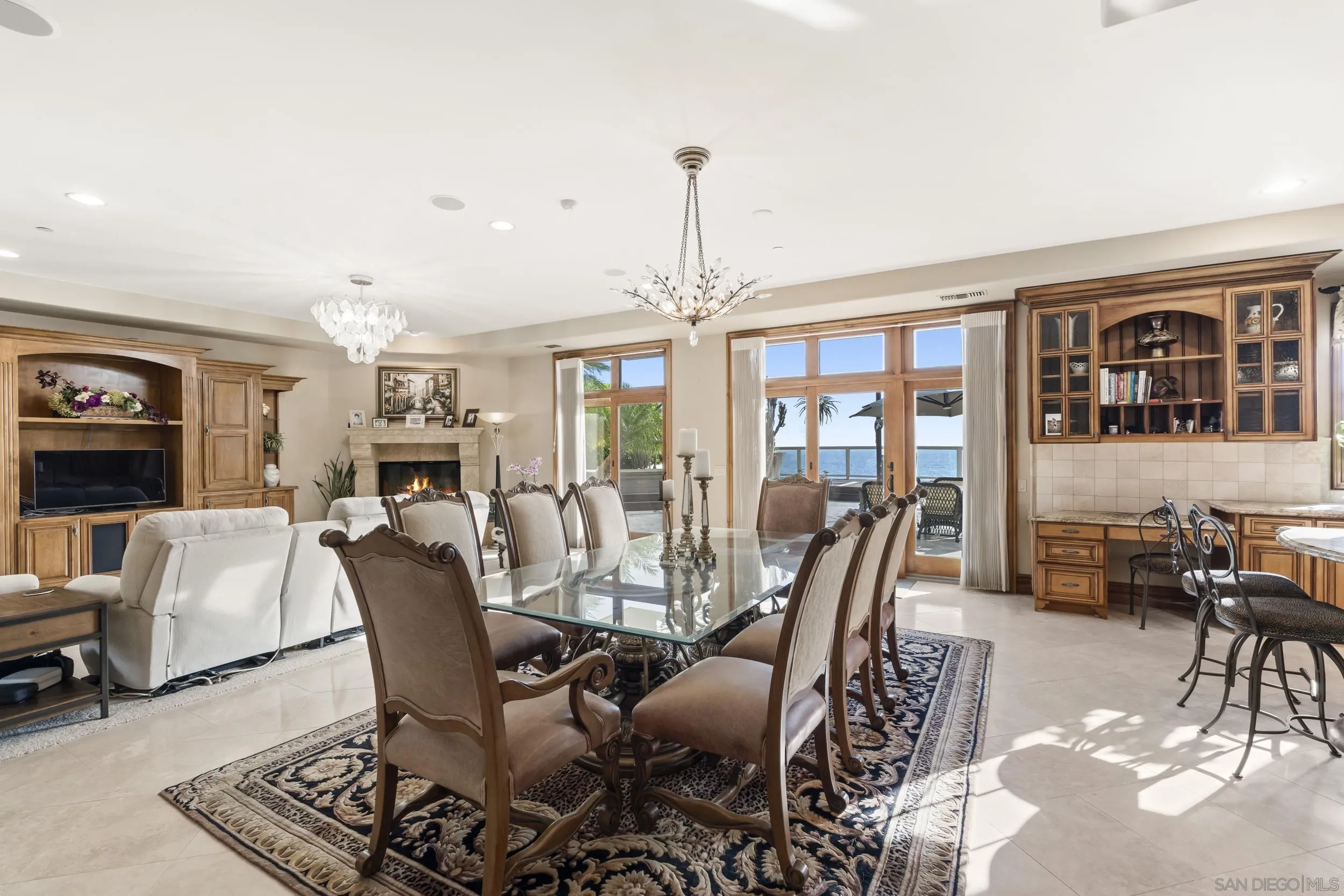 518 Neptune Avenue Encinitas, CA 92024 - Photo 8 of 58