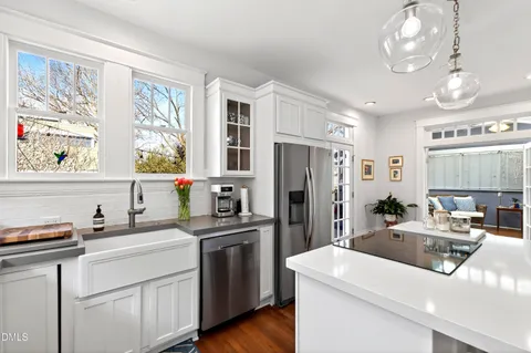 $875,000 | 541 East Jones Street, Raleigh, NC 27601