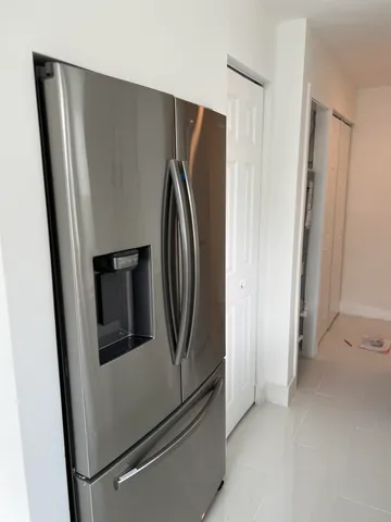 $1,950 | 1015 South K Street, Unit 1 FRONT, Lake Worth Beach, FL 33460