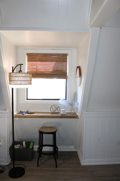 2629 Fox Point Road Quinlan, TX 75474 - Photo 11 of 30 a room with a window and a table