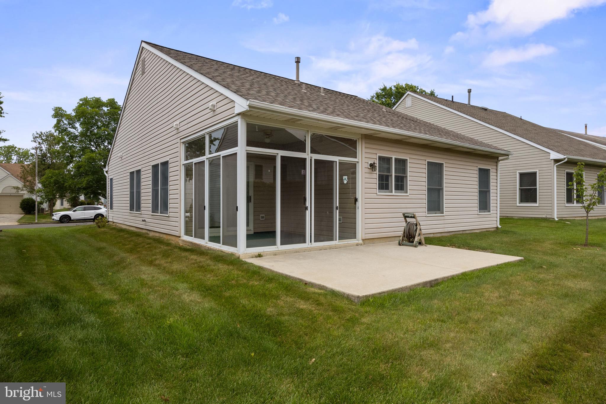 7 Covered Bridge Circle Columbus, NJ 08022 - Photo 25 of 40 a front view of a house with a yard