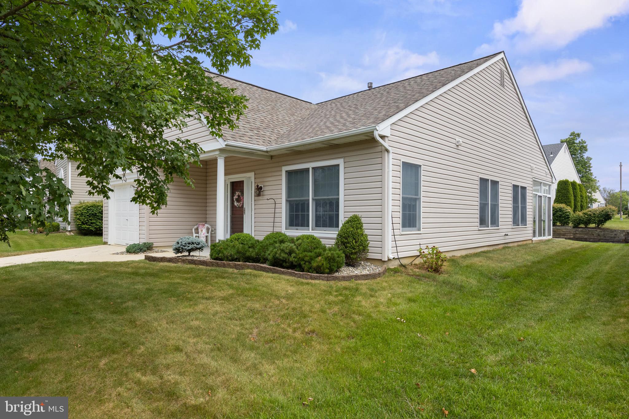 7 Covered Bridge Circle Columbus, NJ 08022 - Photo 3 of 40 a view of a house with a patio