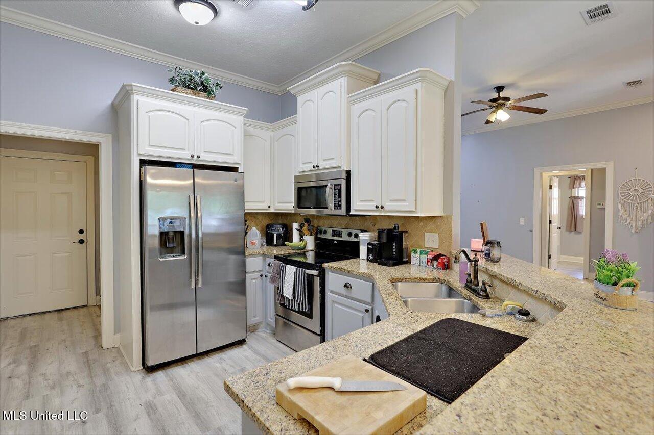 104 Greenfield Ridge Drive Brandon, MS 39042 - Photo 12 of 26 IMG_2503