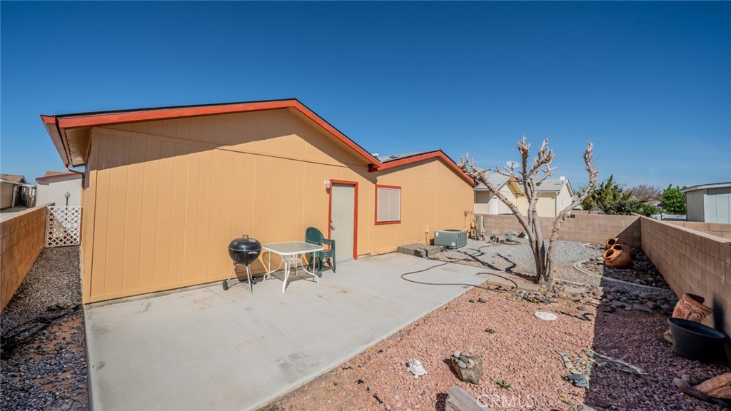 22241 Nisqually Road, Unit 74 Apple Valley, CA 92308 - Photo 35 of 56