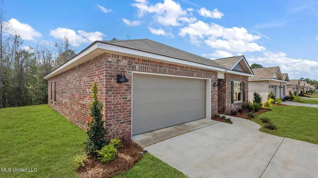 $223,400 | 5009 Quail Ridge Drive, Jackson, MS 39212
