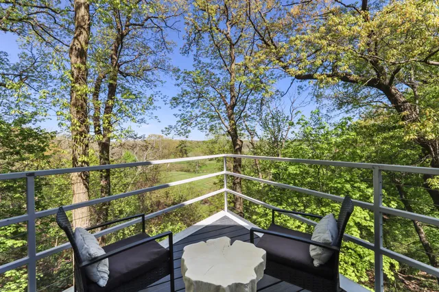 $1,149,000 | 906 Tarrant Drive, Fontana, WI 53125