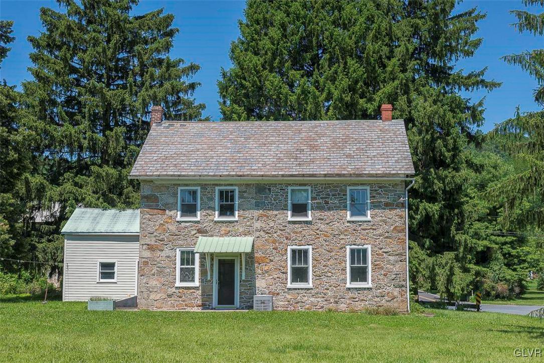 5832 Vera Cruz Road Center Valley, PA 18034 - Photo 2 of 22 Gallery Image 2