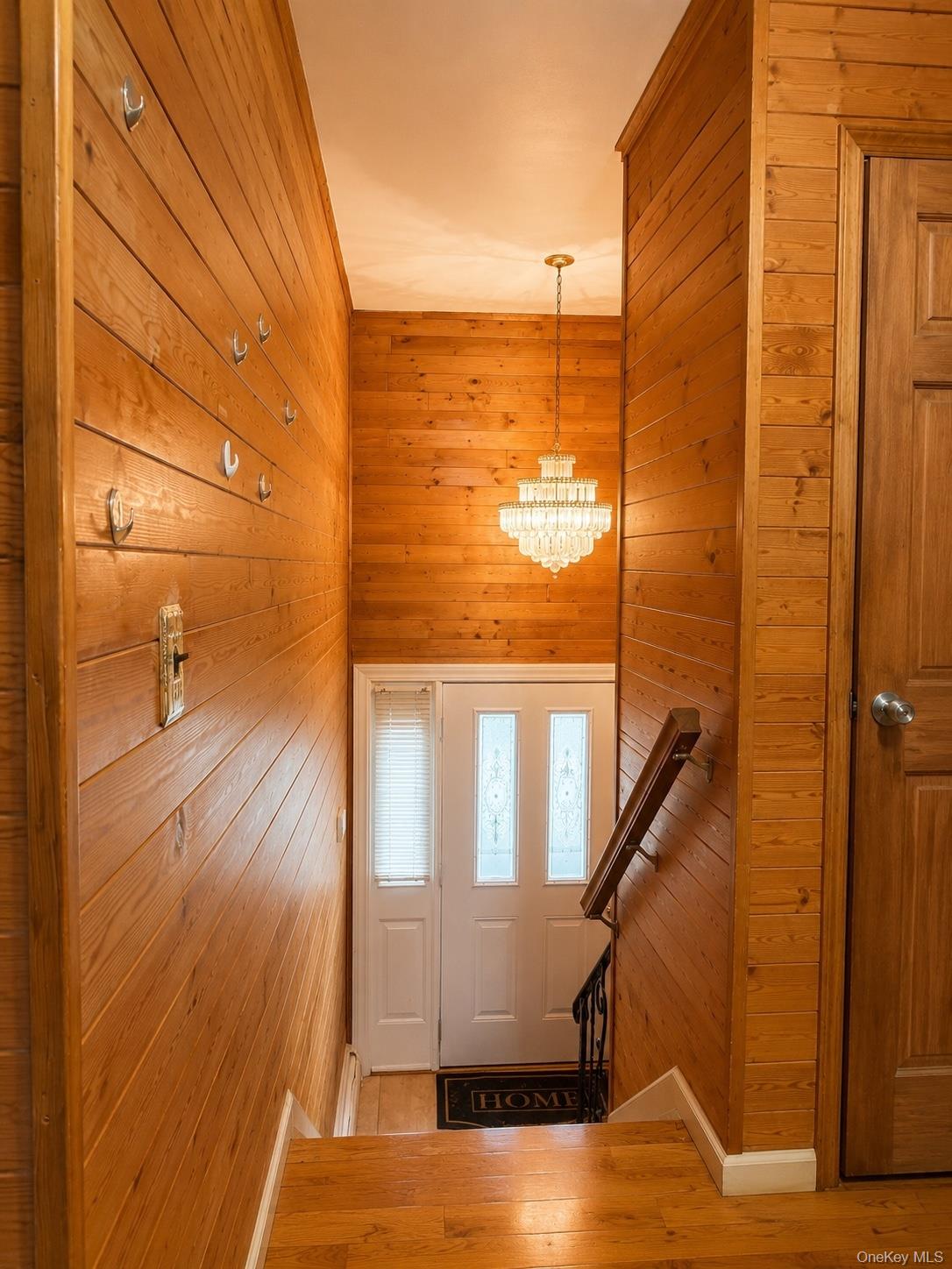 27 Pine Road Amityville, NY 11701 - Photo 2 of 15