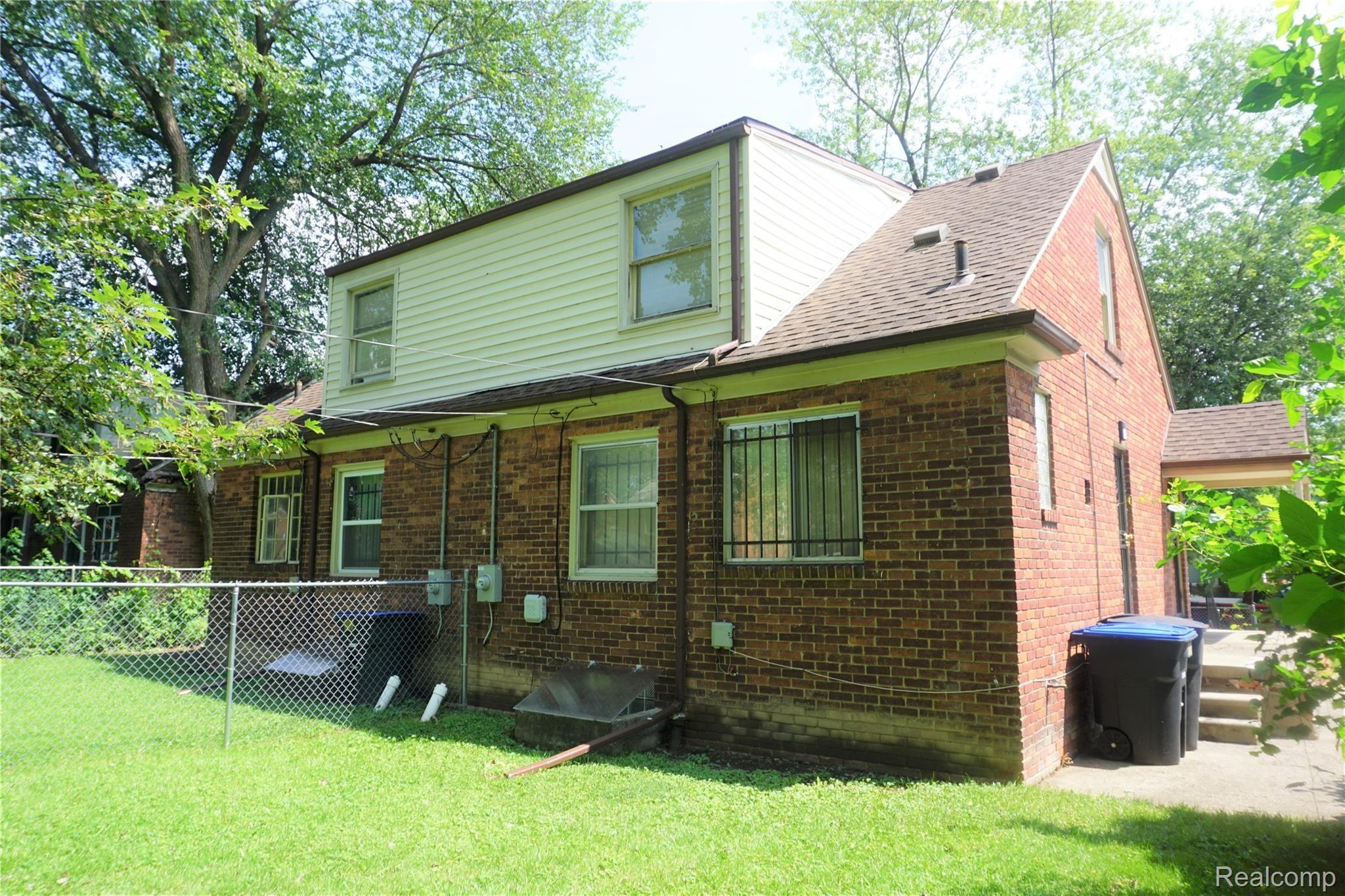 15735 Evergreen Road Detroit, MI 48223 - Photo 26 of 26 26- backyard.JPG