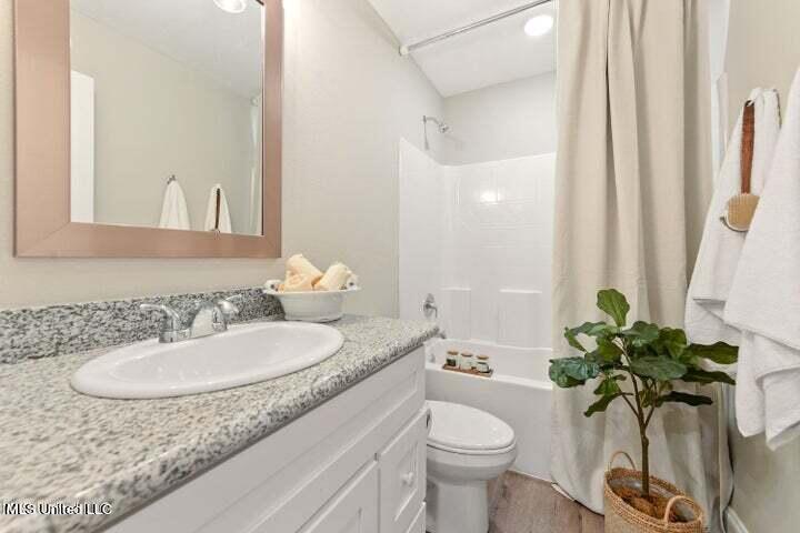 14451 Quail Ridge Drive Gulfport, MS 39503 - Photo 15 of 21 014