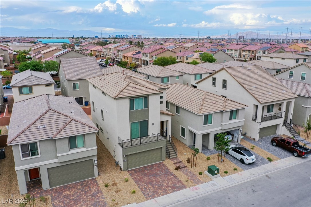 5748 Avondale Rise Way Las Vegas, NV 89141 - Photo 3 of 36
